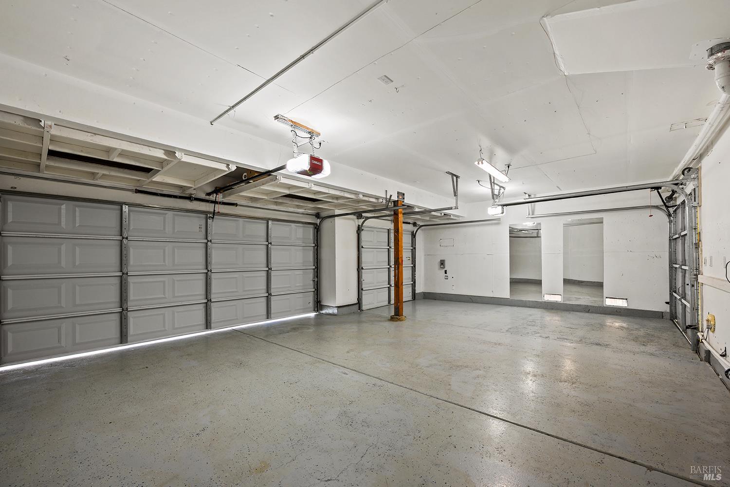 1504 Maria Place