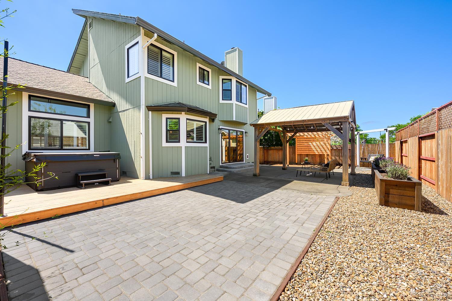 1504 Maria Place