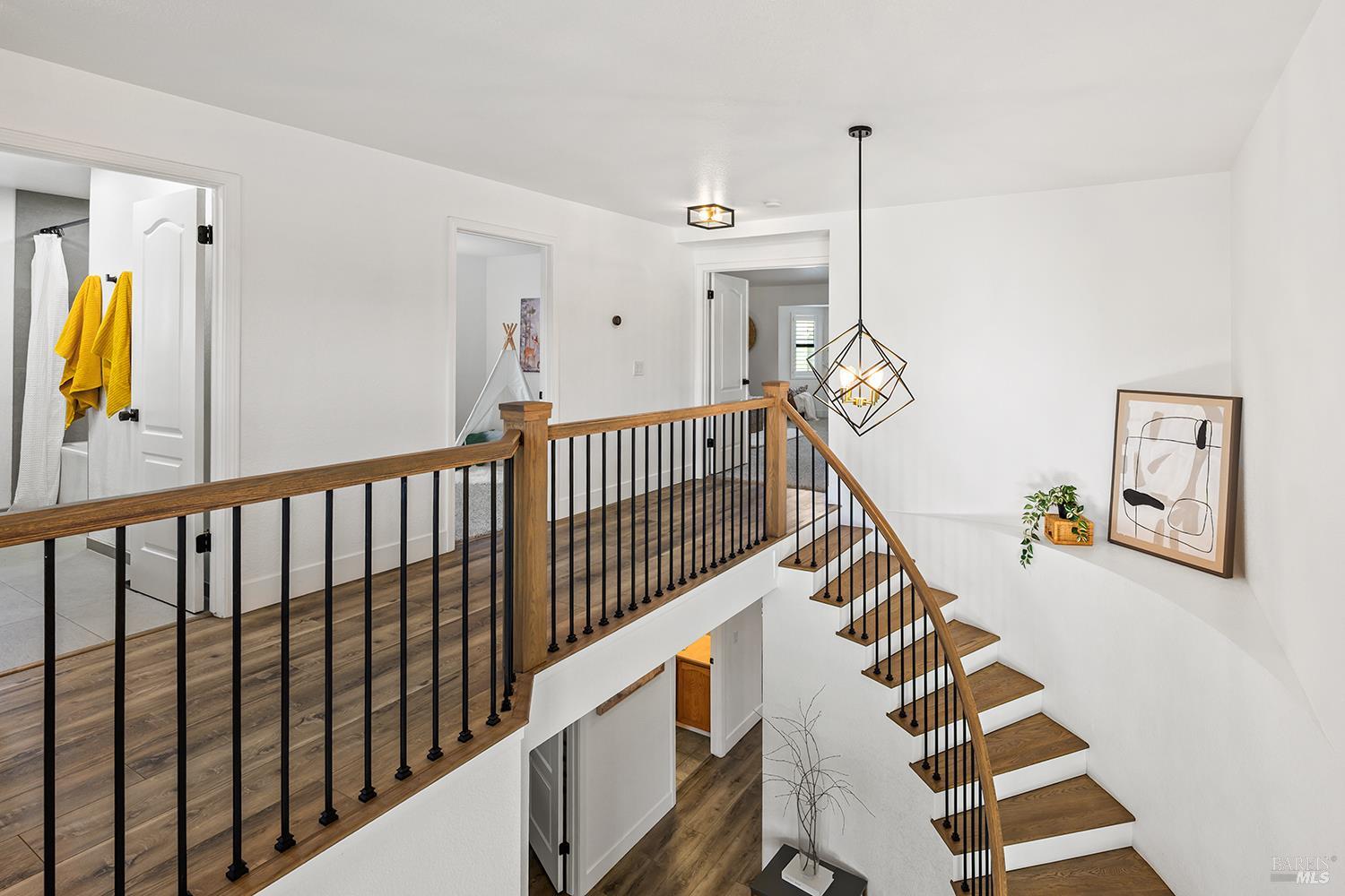 1504 Maria Place
