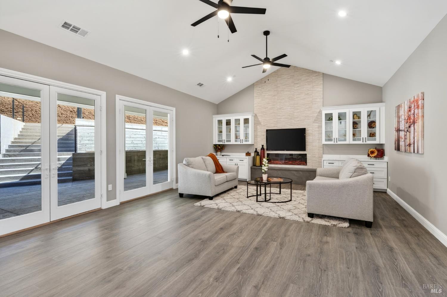 3817 Moss Hollow Court