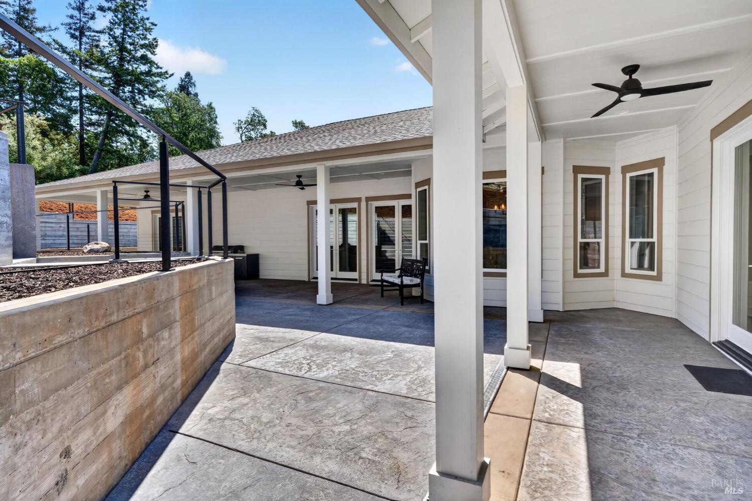 3817 Moss Hollow Court
