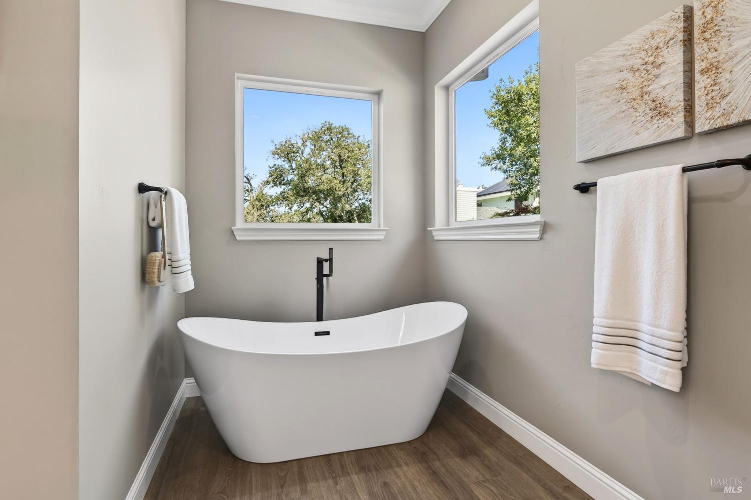 3817 Moss Hollow Court