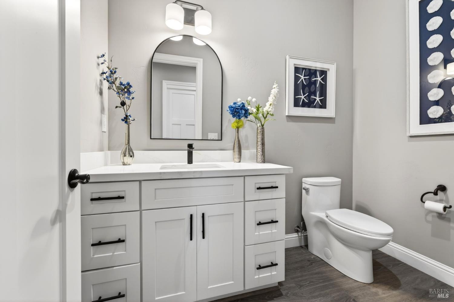 3817 Moss Hollow Court
