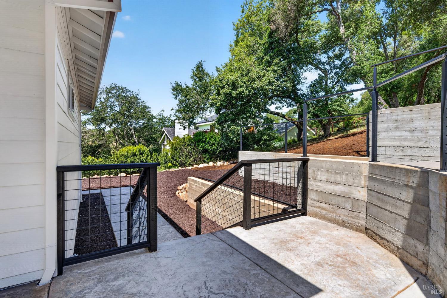 3817 Moss Hollow Court