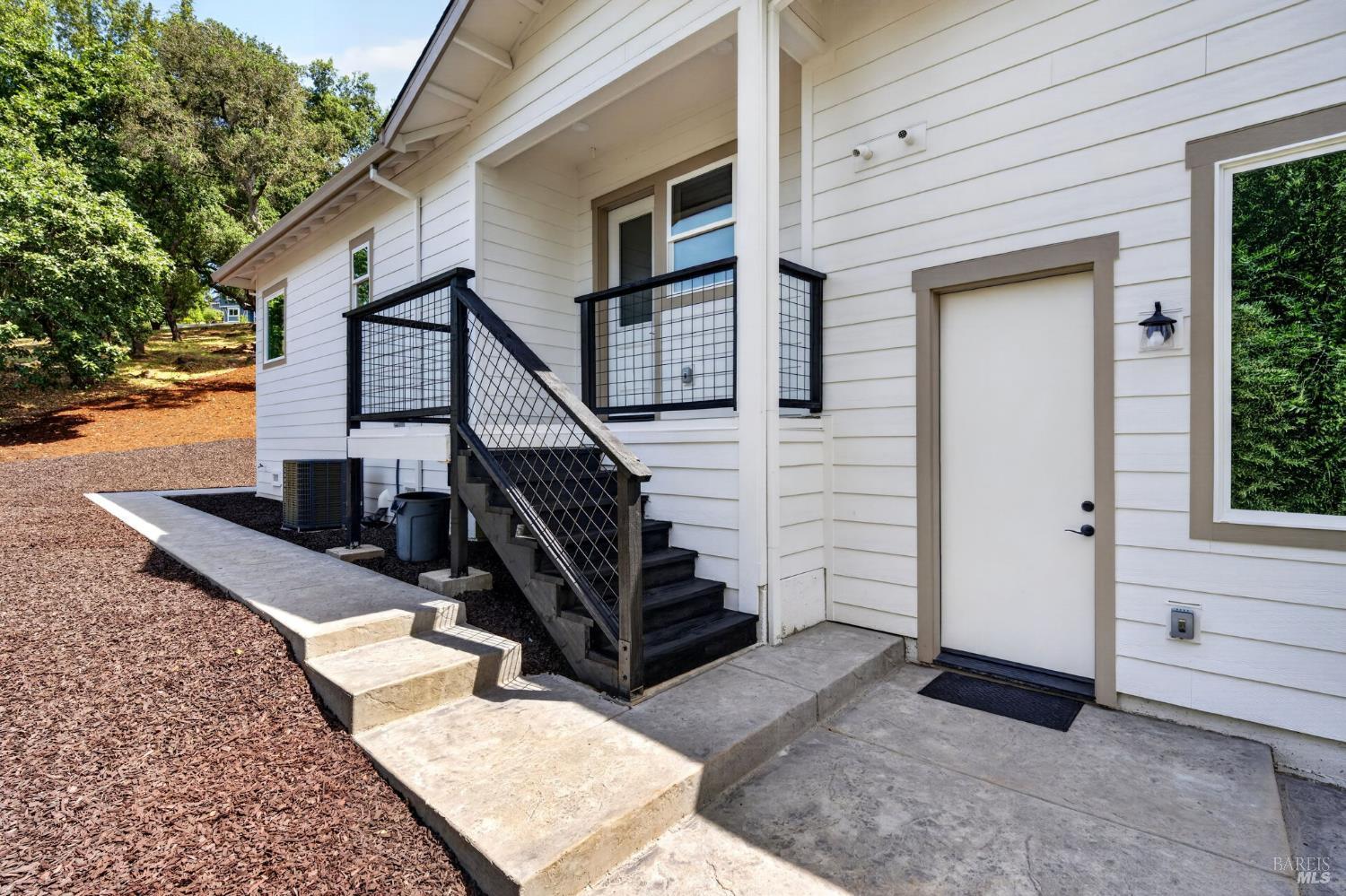 3817 Moss Hollow Court