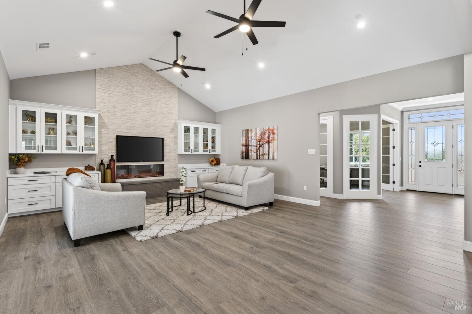 3817 Moss Hollow Court
