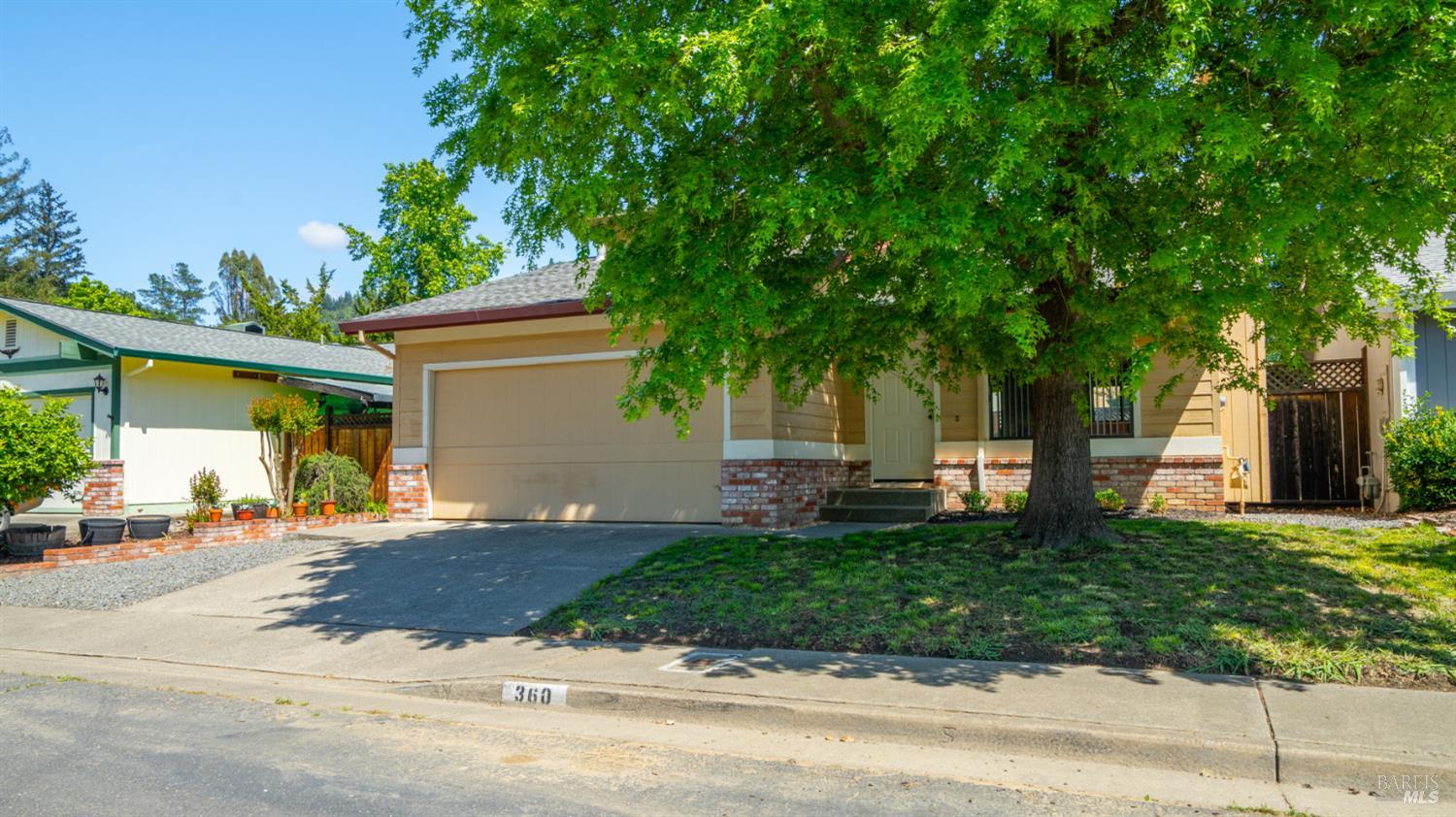 360 Raven Court