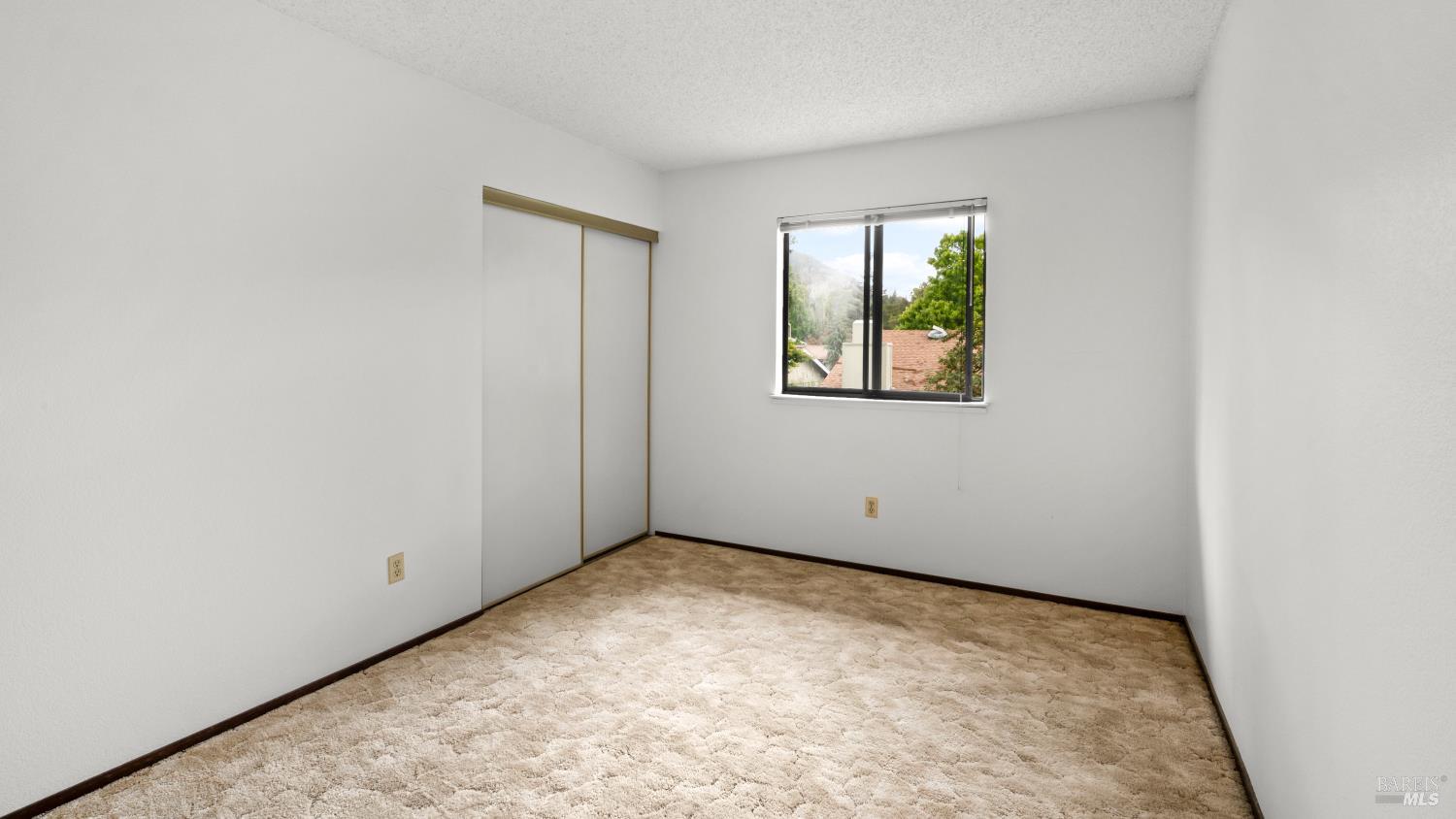 360 Raven Court