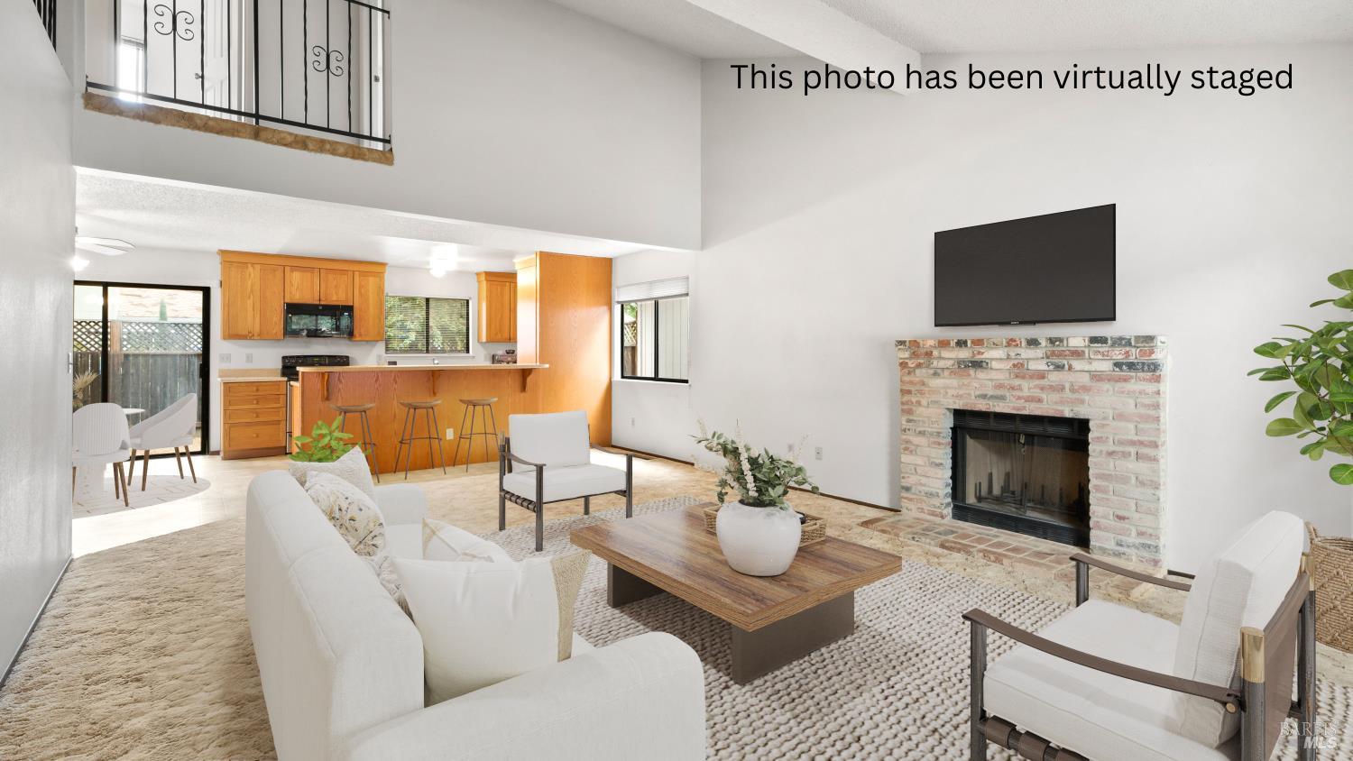 360 Raven Court