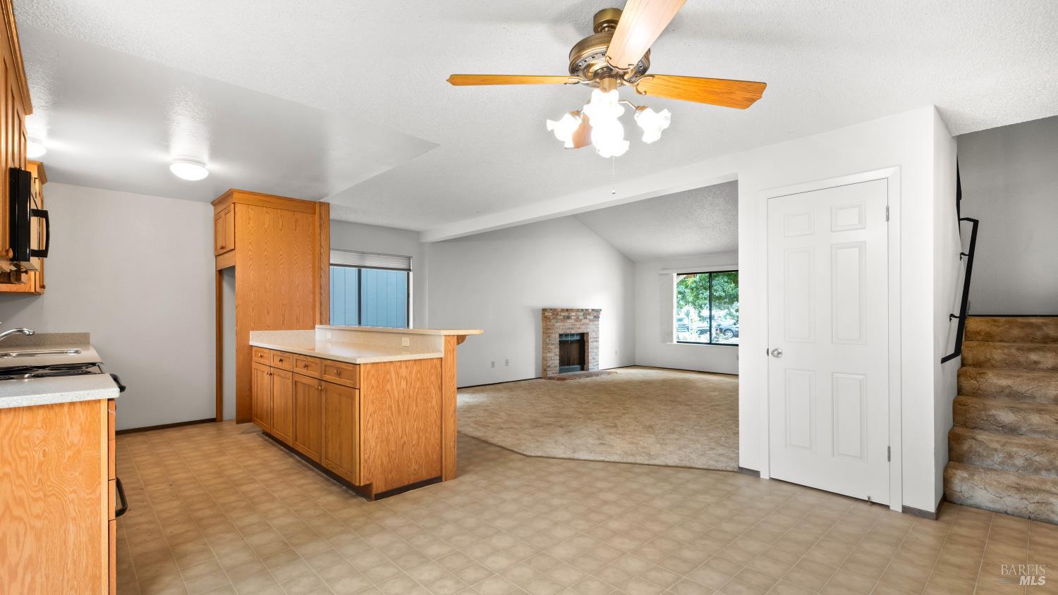 360 Raven Court