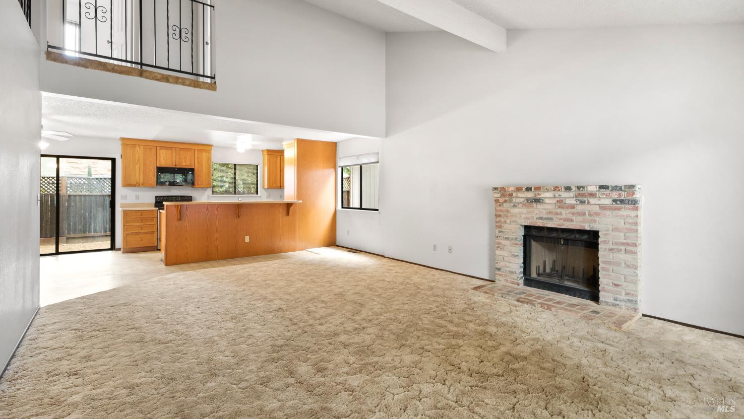 360 Raven Court