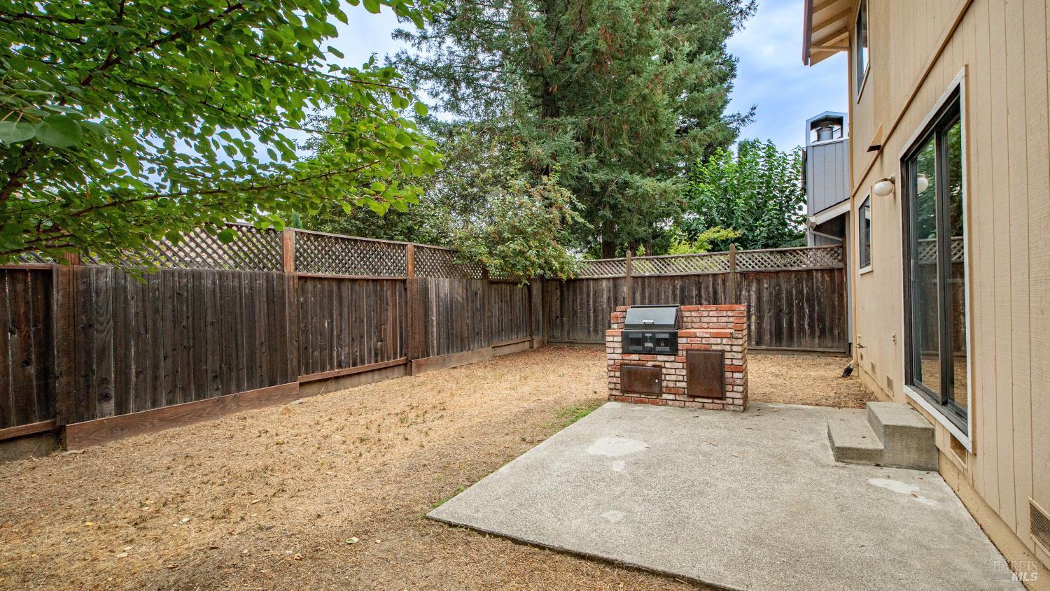 360 Raven Court