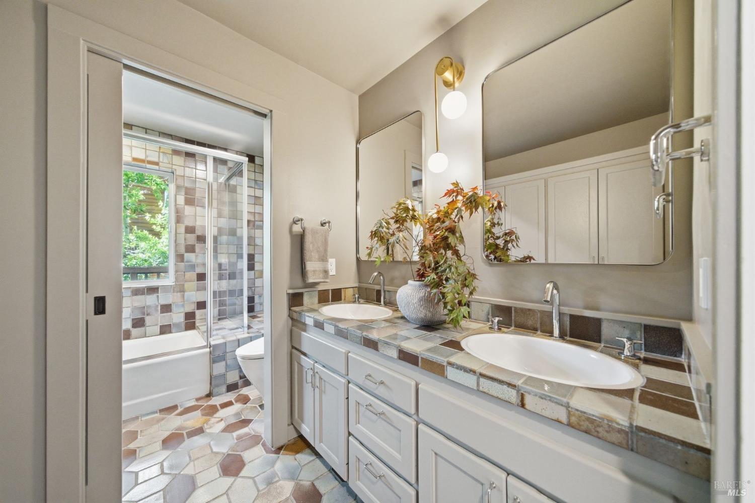 128 Madrone Road