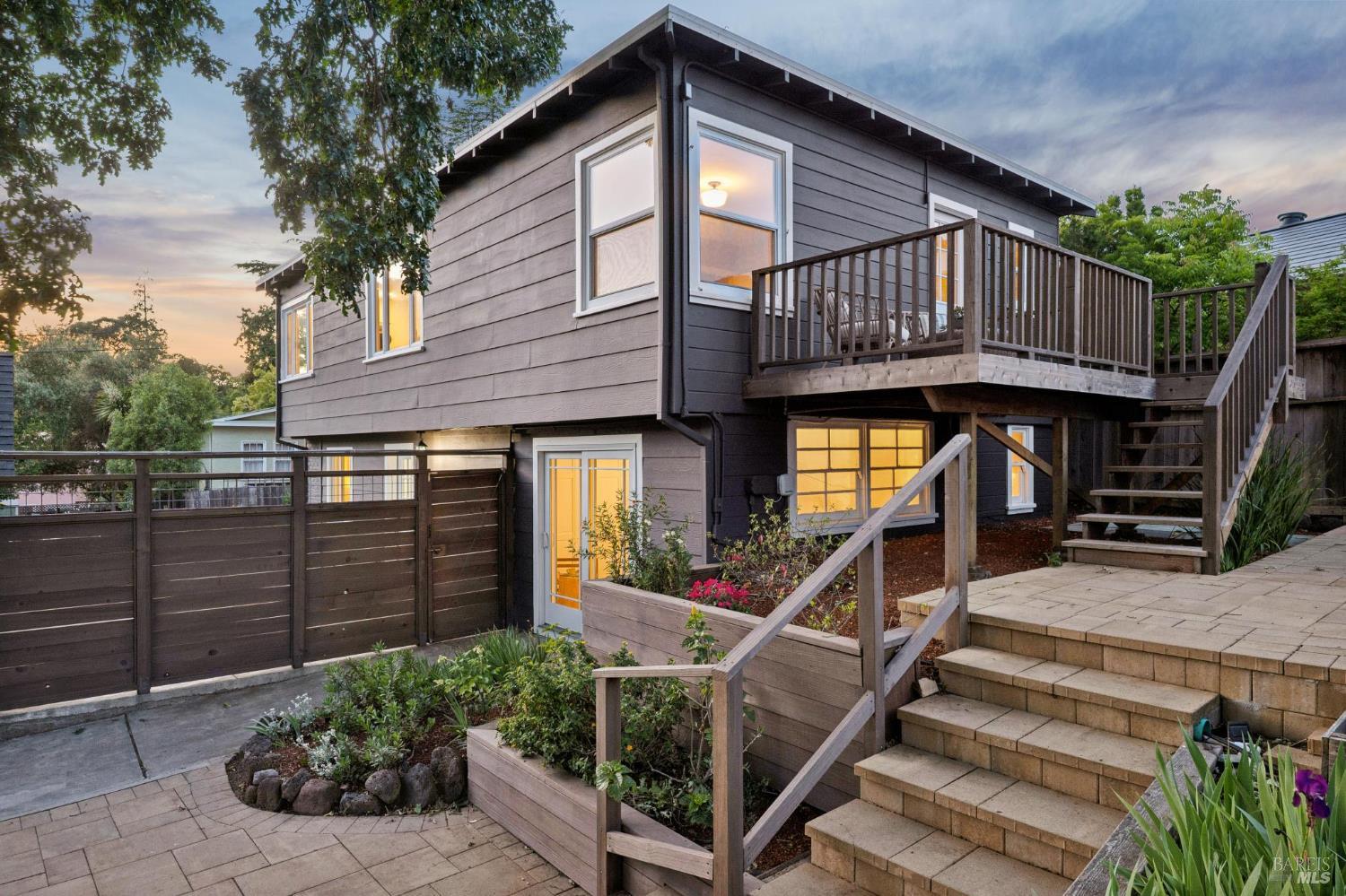 27 Sierra Avenue
