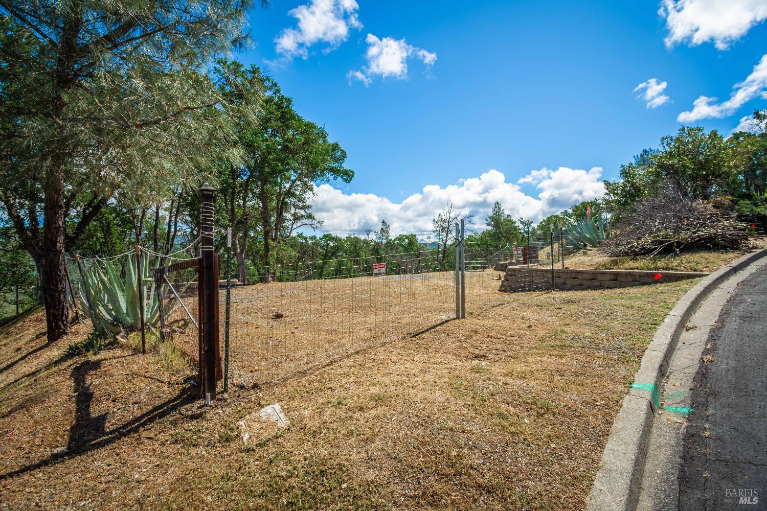 1012 Eastridge Drive