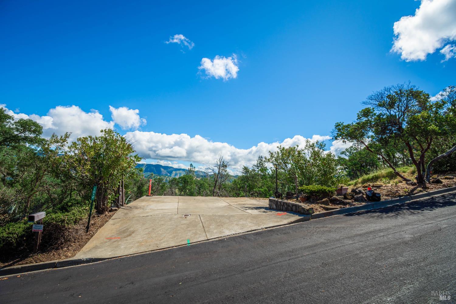 1012 Eastridge Drive