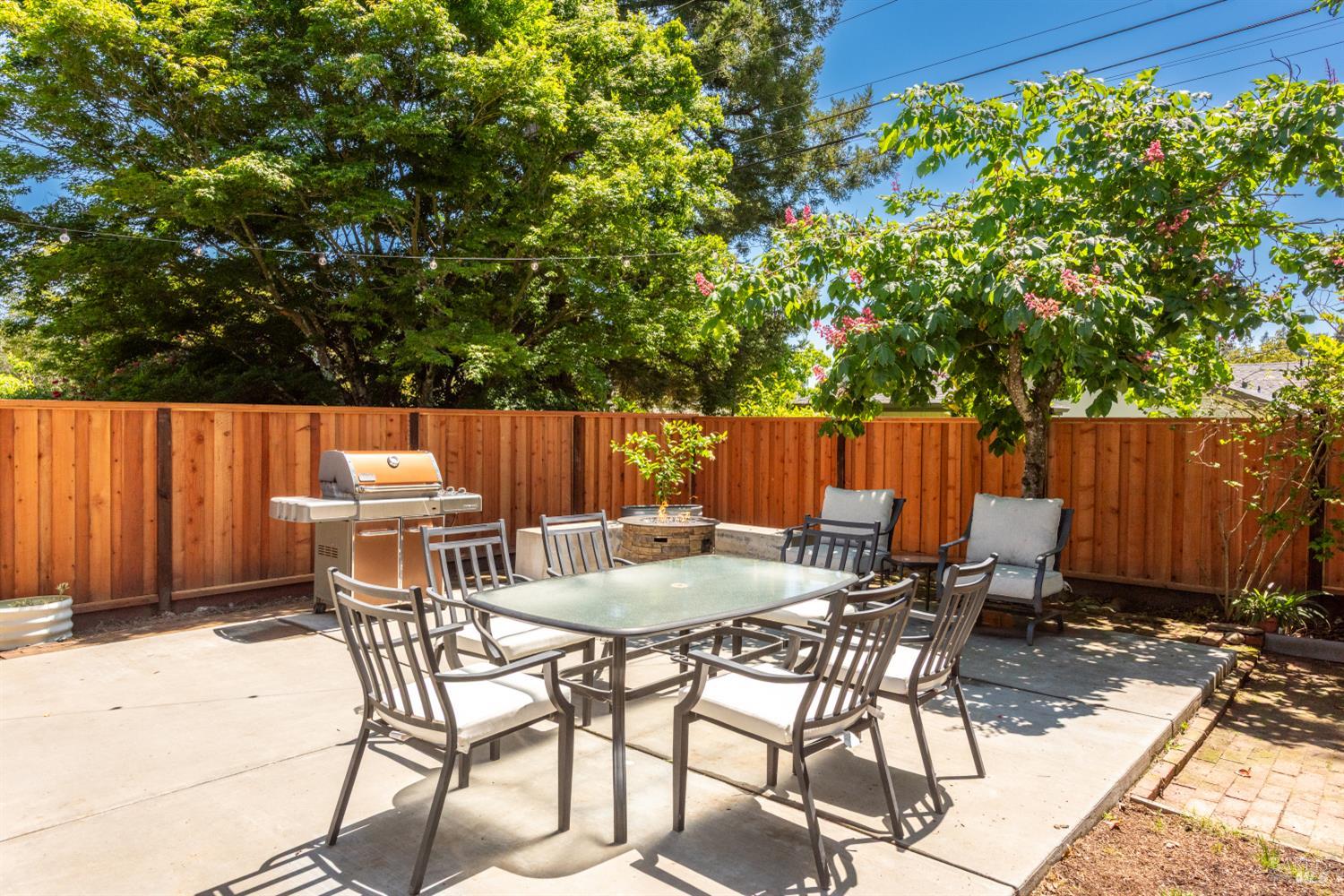 7925 Juanita Court