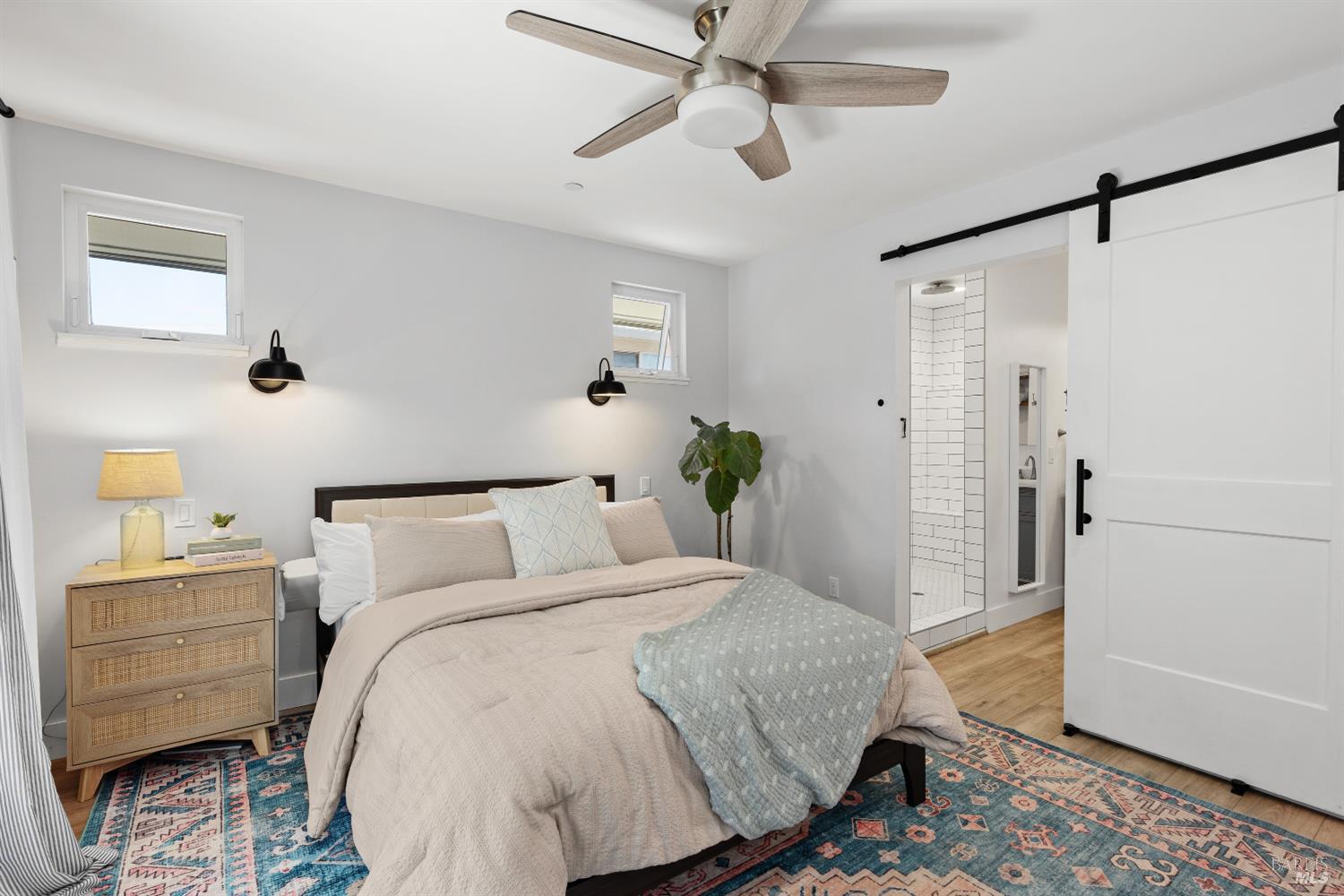 7925 Juanita Court