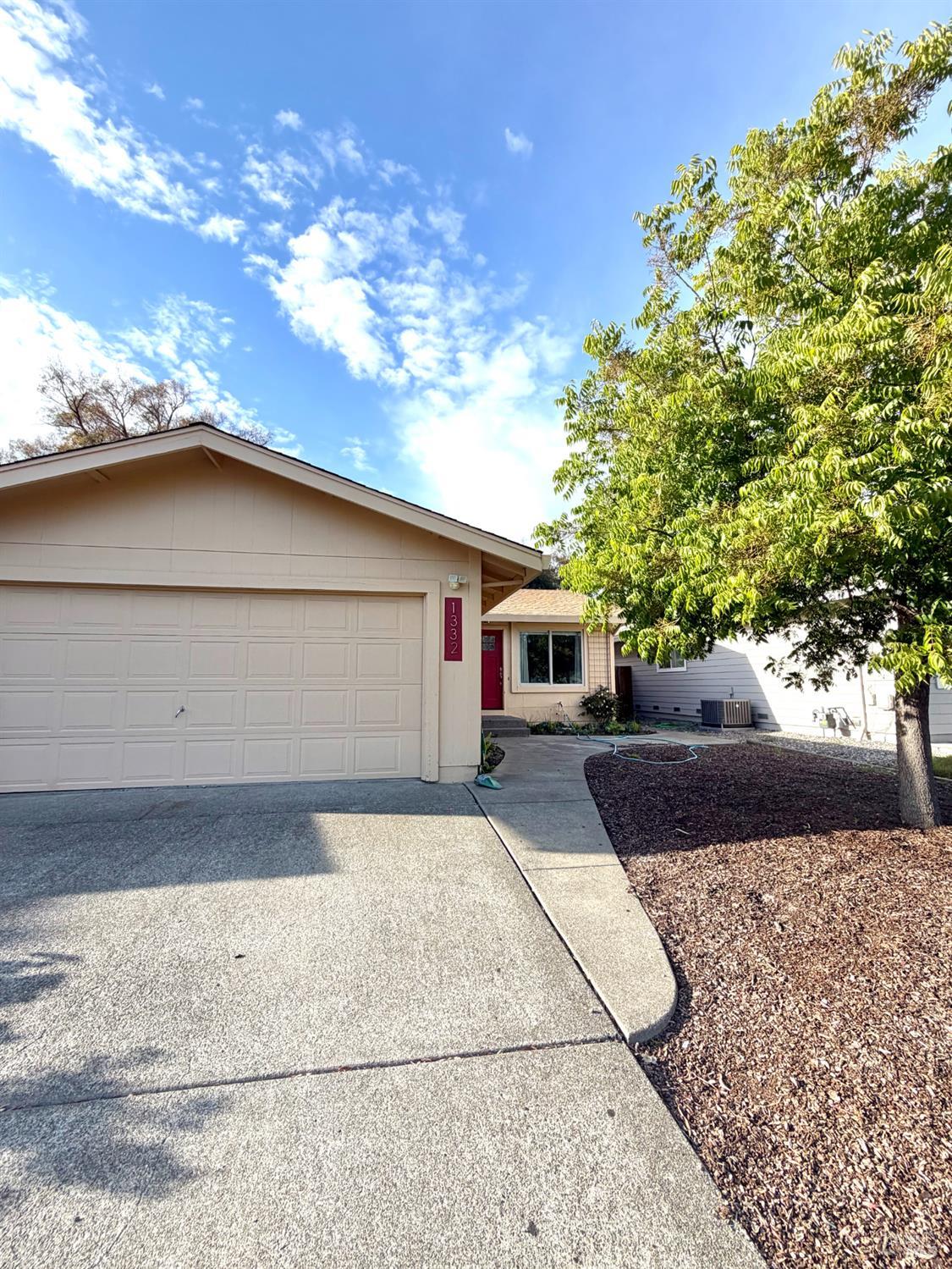 1332 Garmont Court