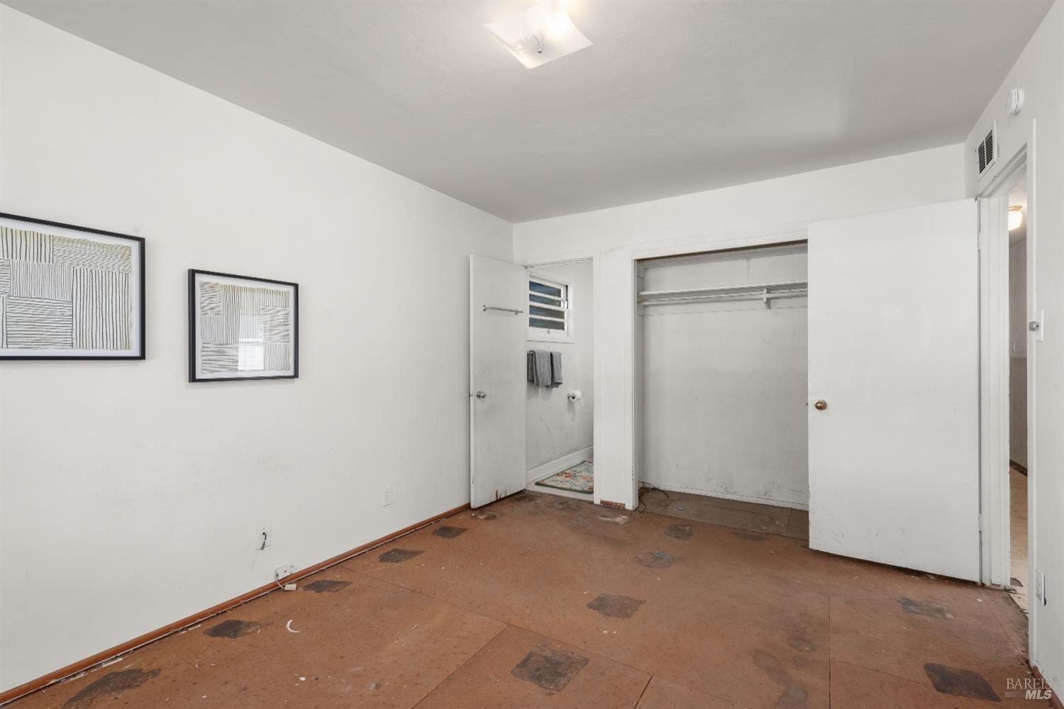 1102 Michigan Drive