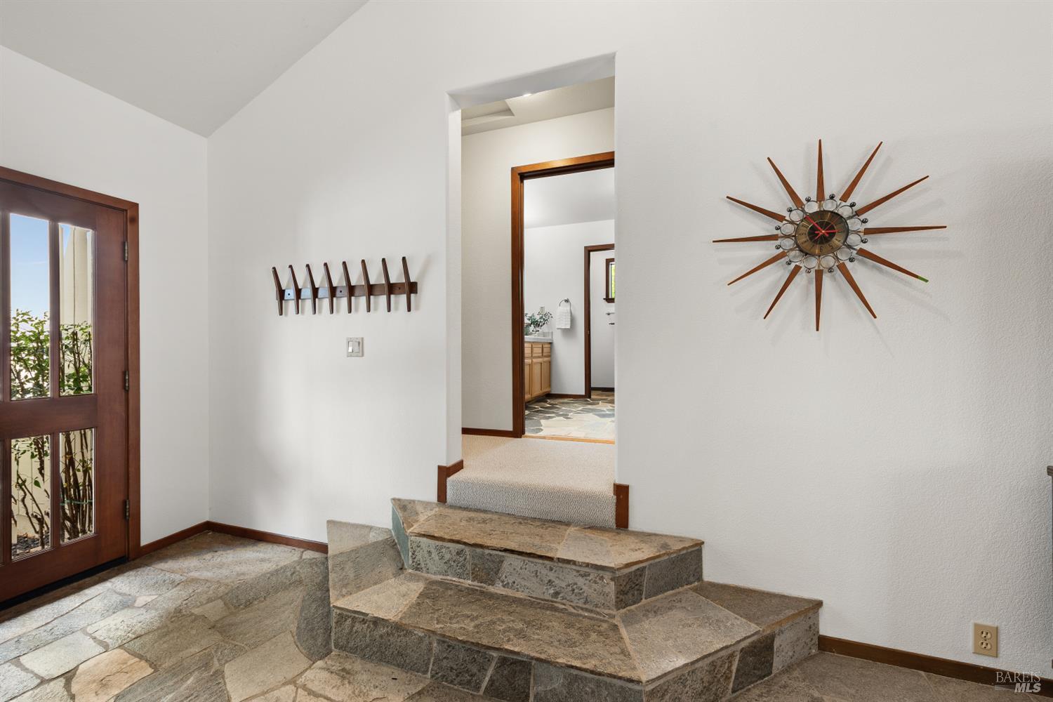 1084 Red Tail Road
