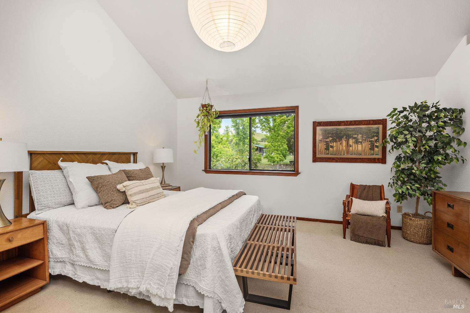 1084 Red Tail Road