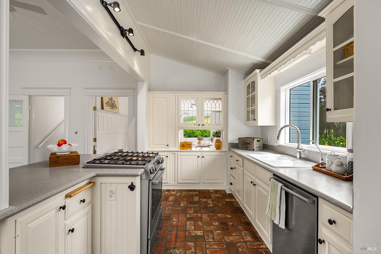 3735 Tomales-Petaluma Road