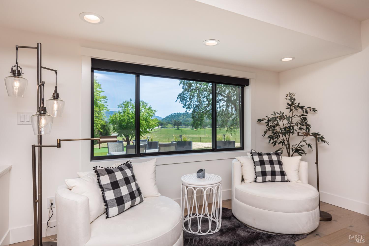 1610 Capell Valley Road