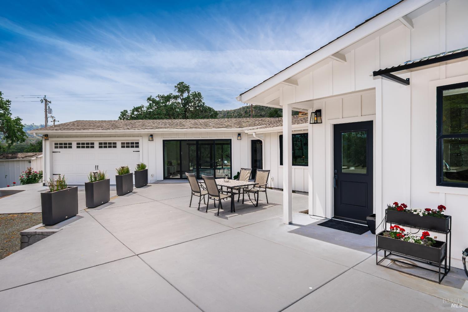 1610 Capell Valley Road