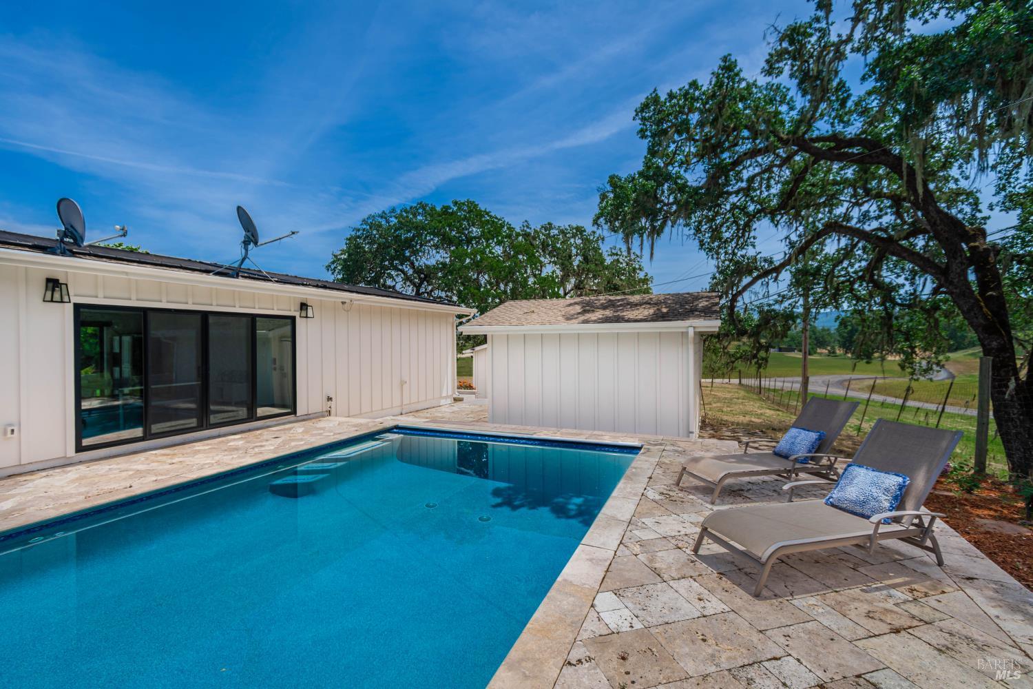 1610 Capell Valley Road