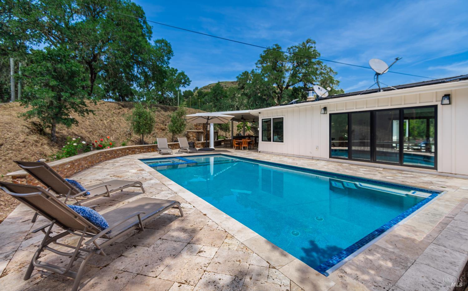 1610 Capell Valley Road