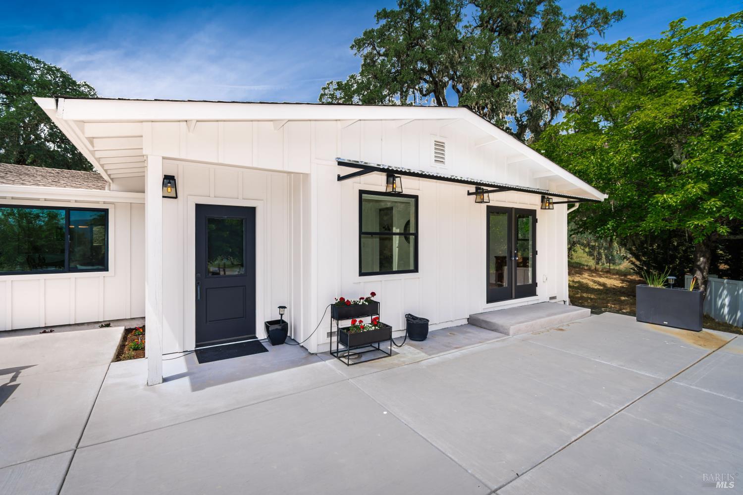 1610 Capell Valley Road