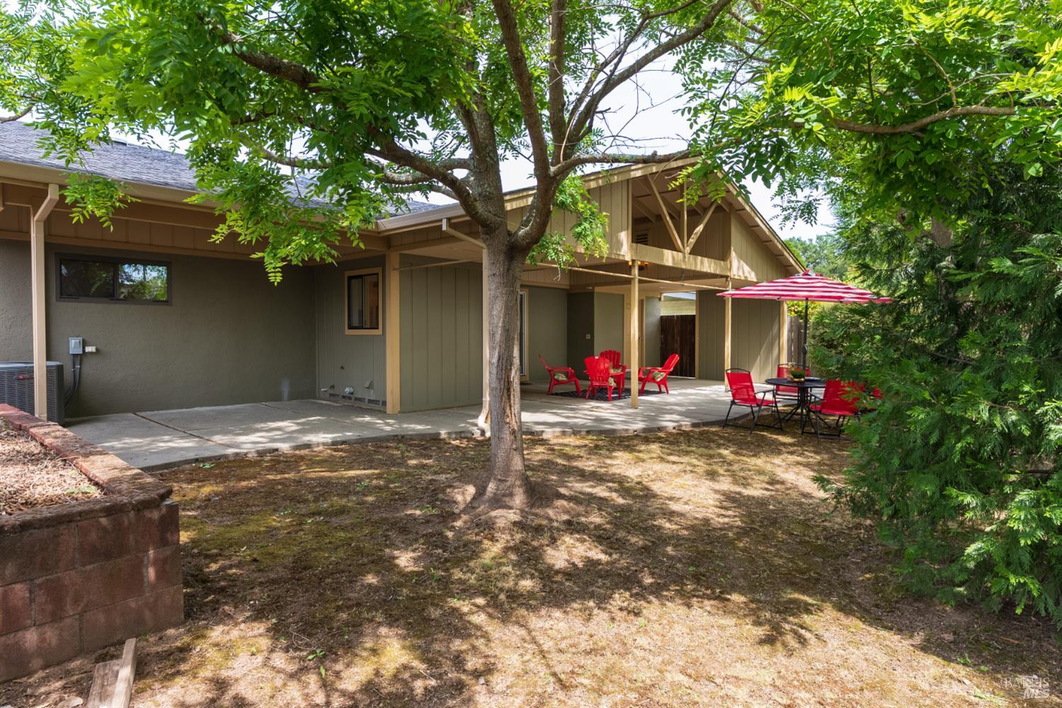 321 Arroyo Way