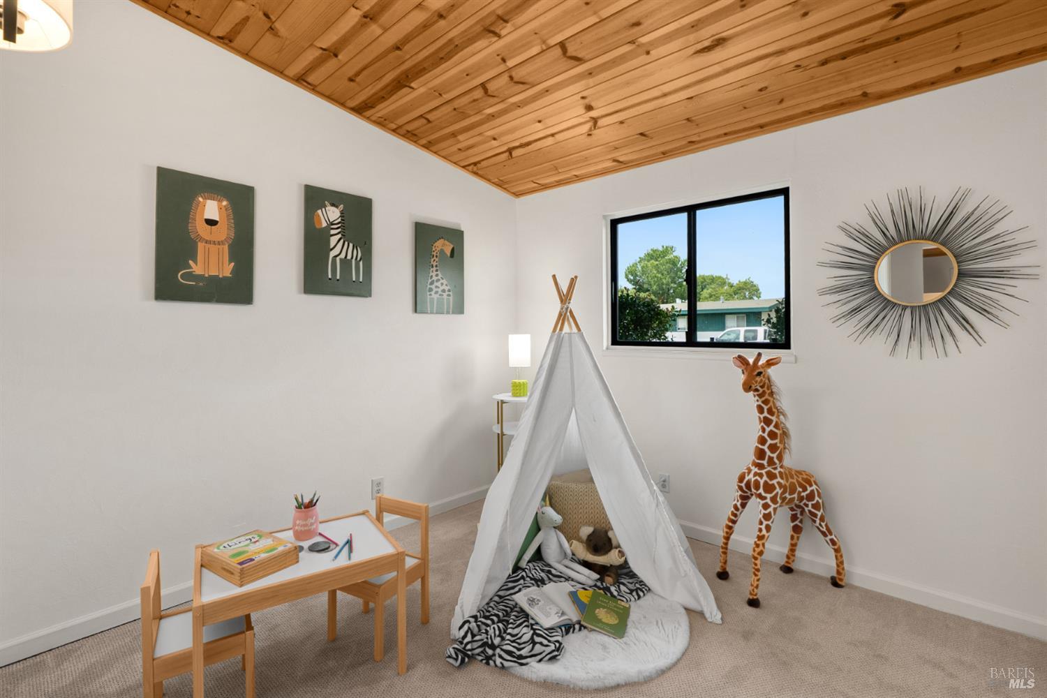 321 Arroyo Way