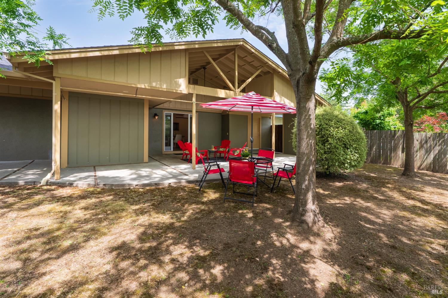 321 Arroyo Way