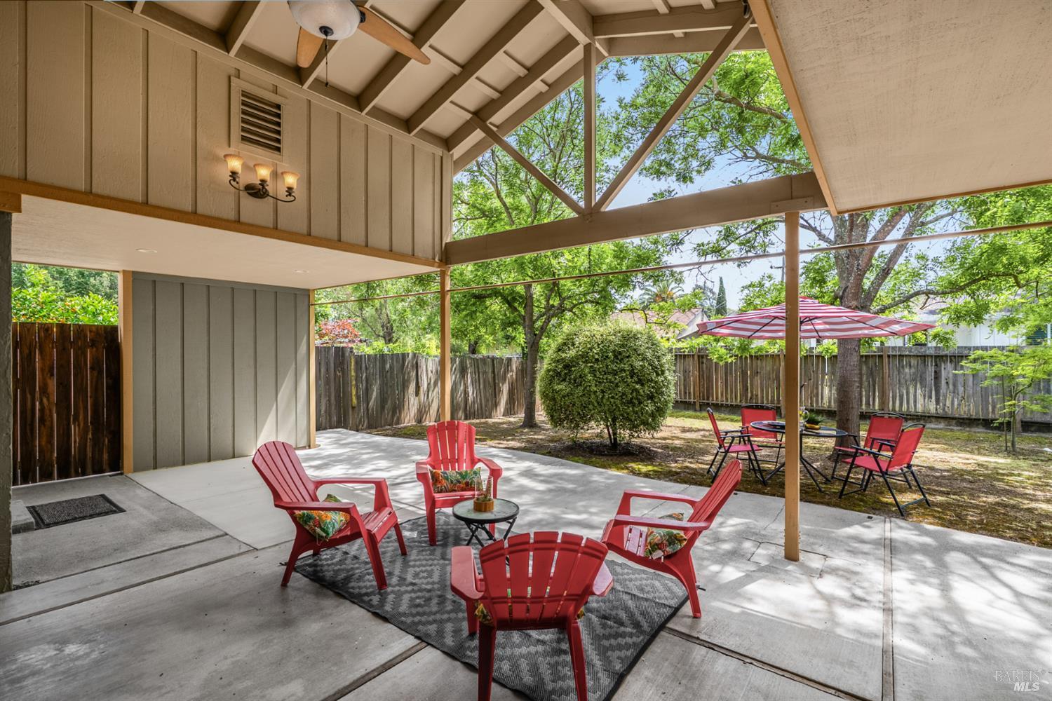 321 Arroyo Way