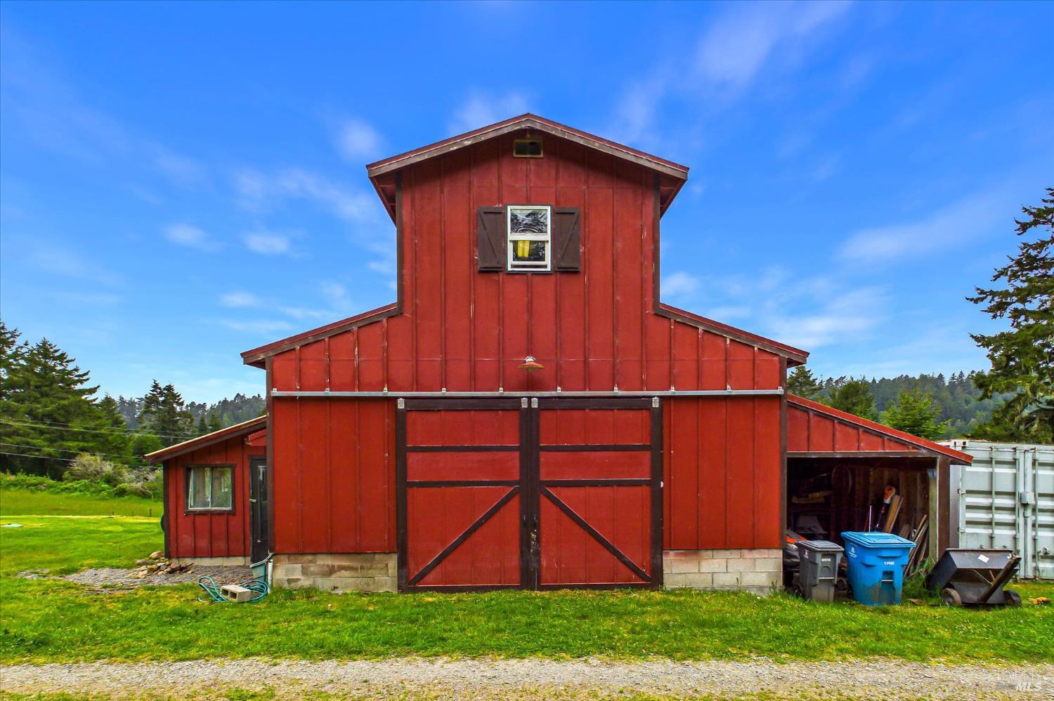6483 Rohnerville Road