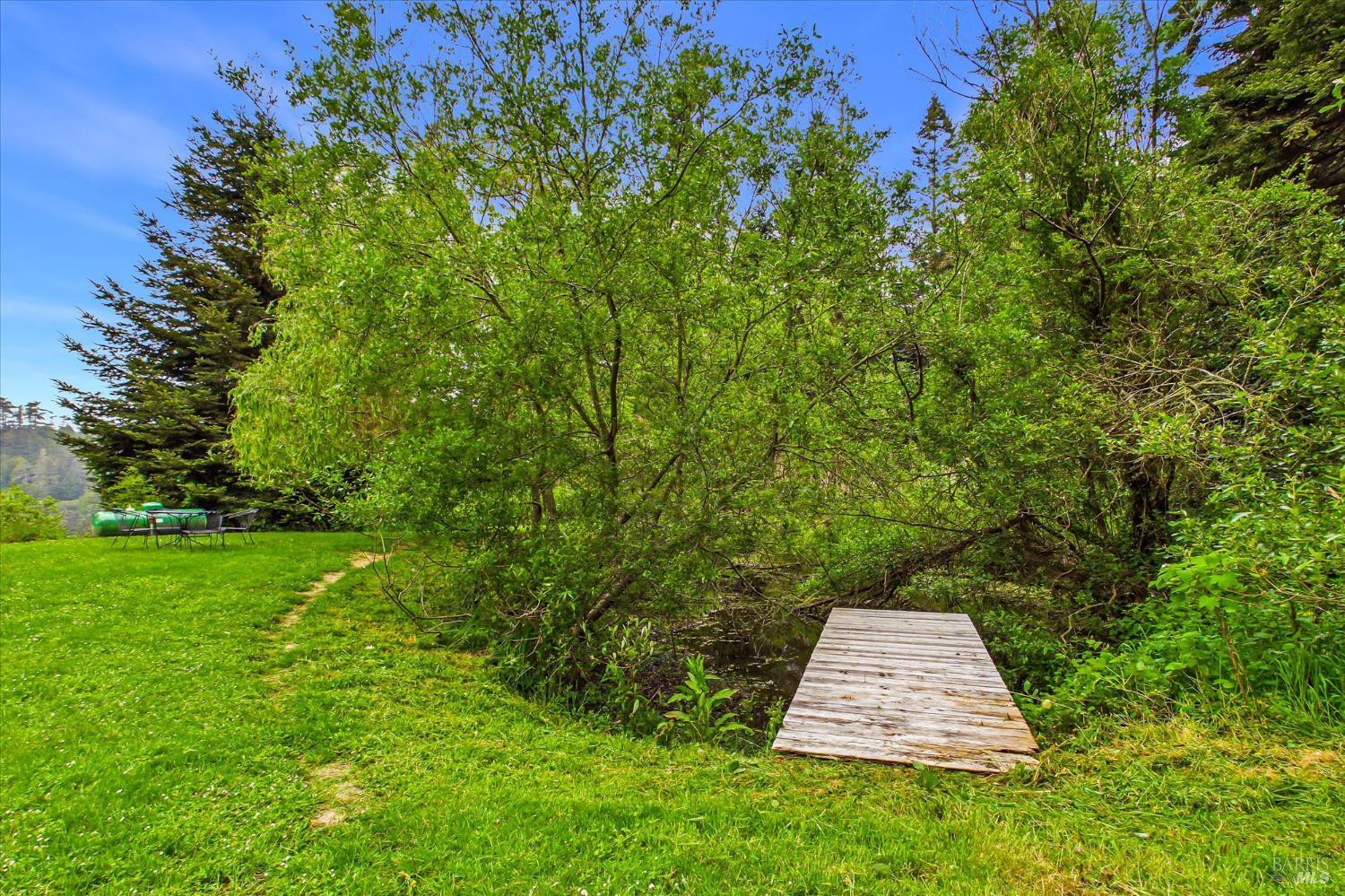6483 Rohnerville Road