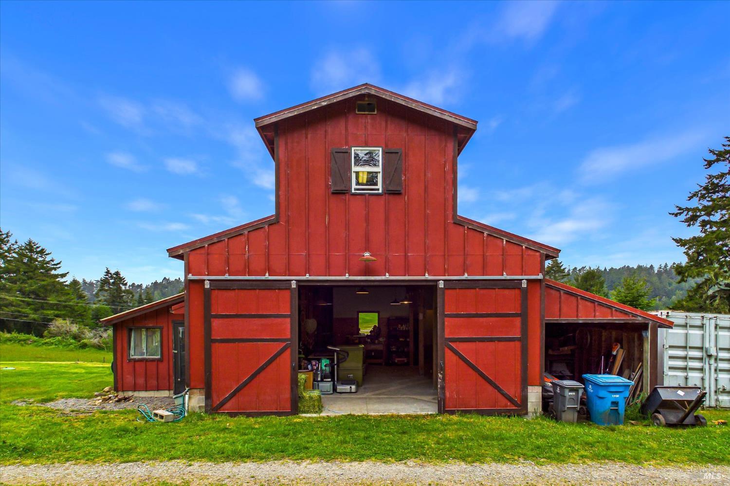 6483 Rohnerville Road