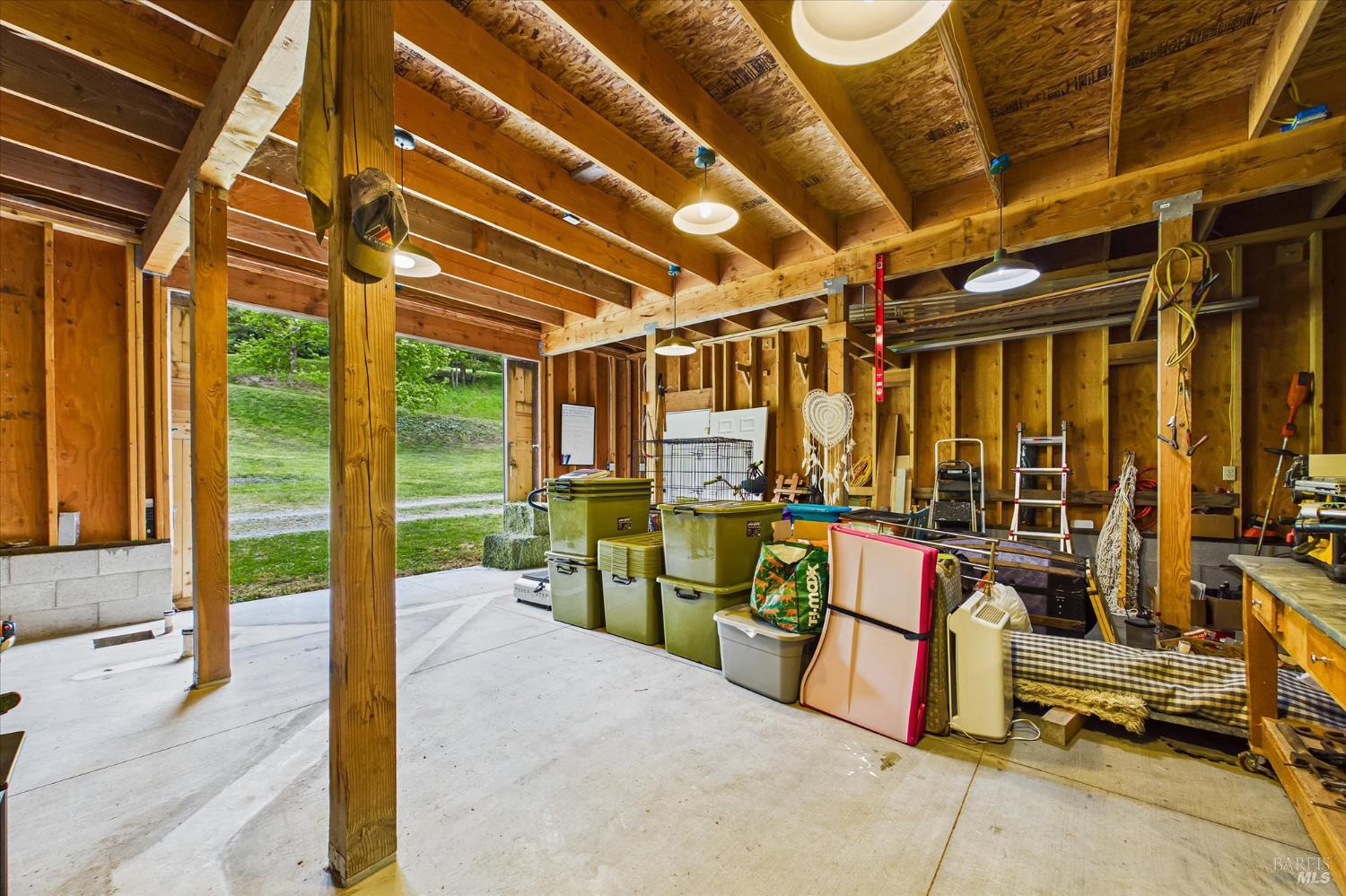 6483 Rohnerville Road