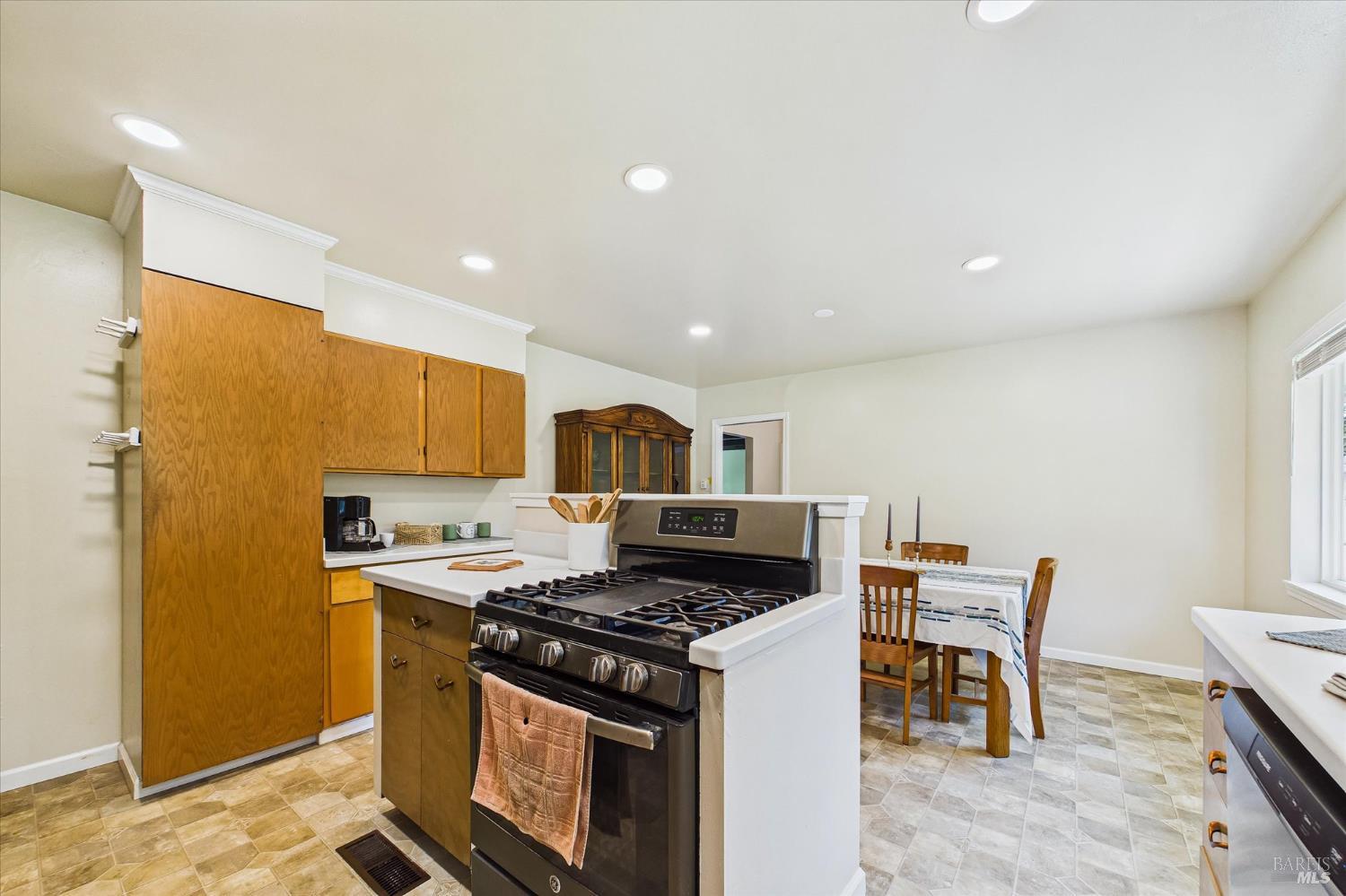 305 Belleview Avenue