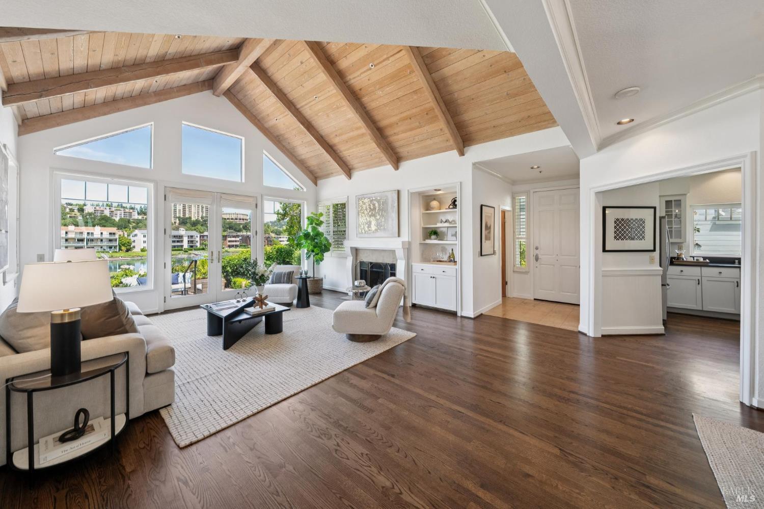 39 Creek View Circle
