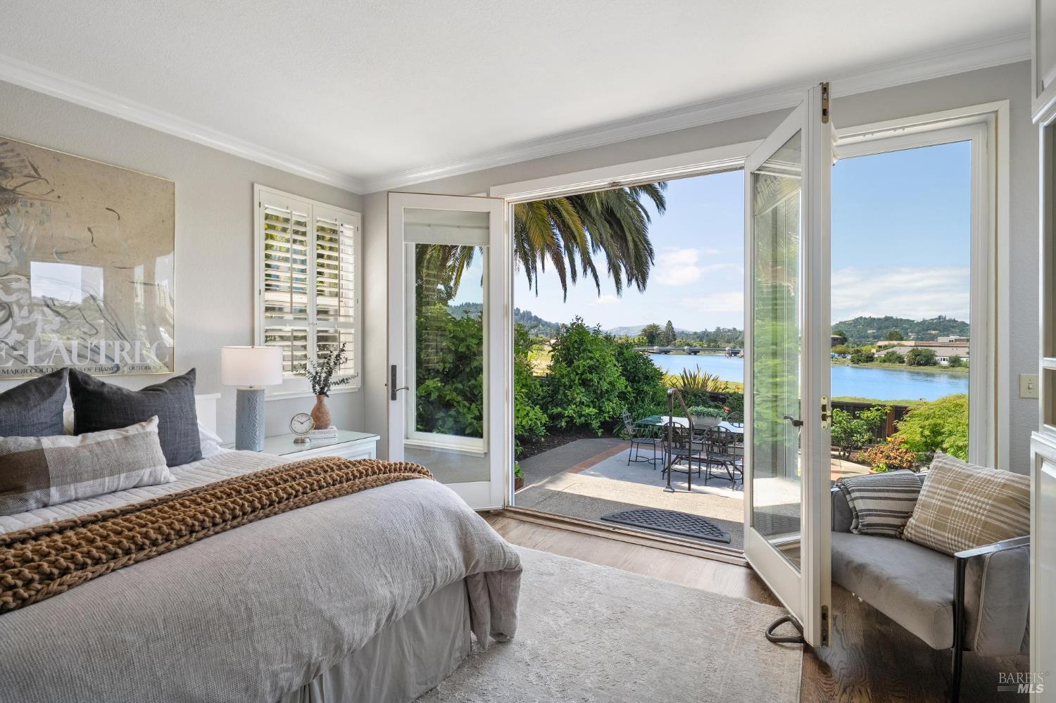 39 Creek View Circle