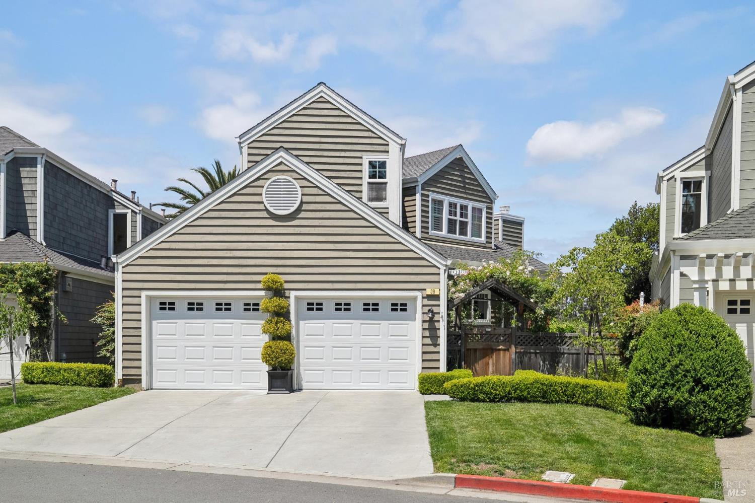 39 Creek View Circle