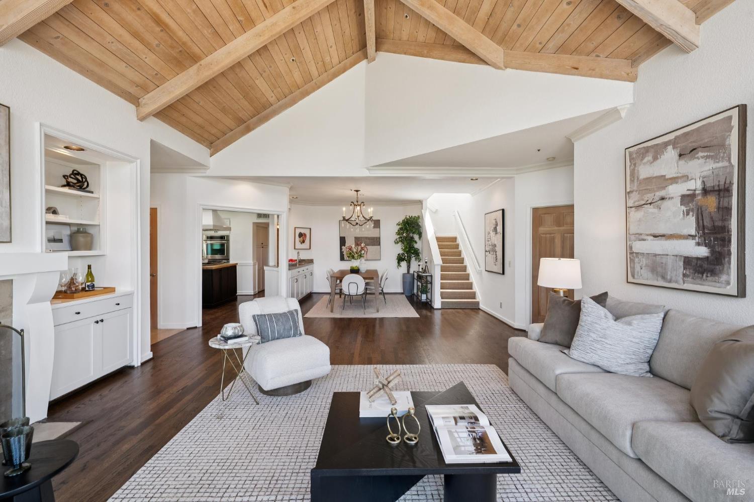 39 Creek View Circle