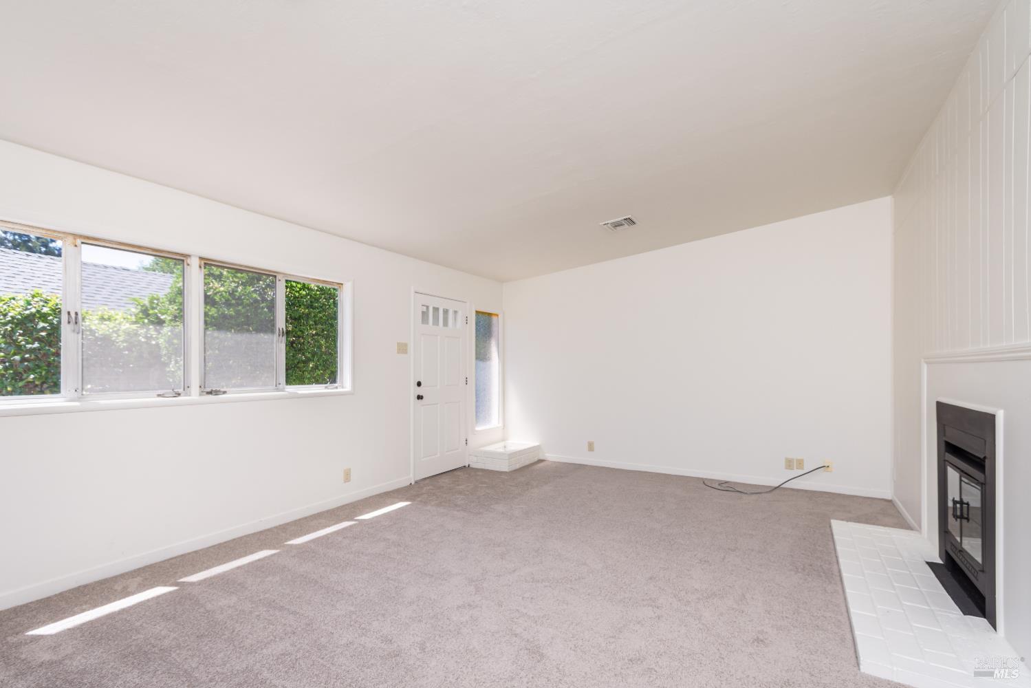 2047 Kathleen Drive