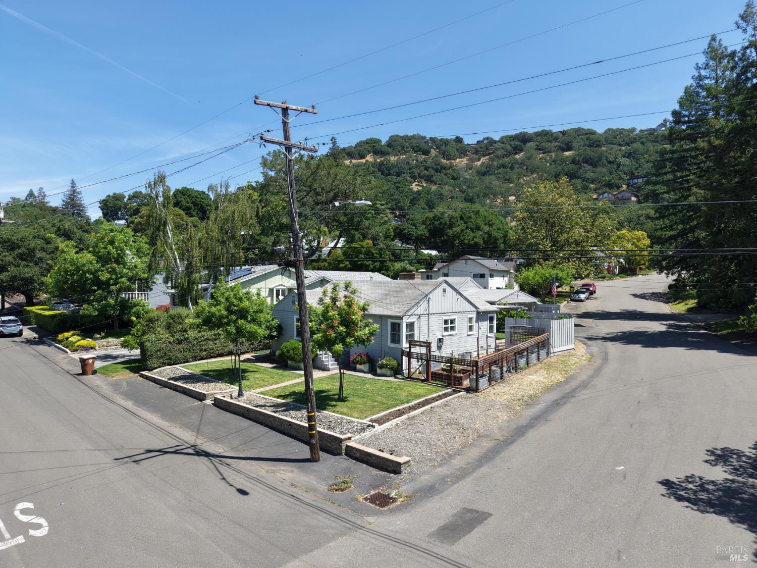 1504 Meek Avenue