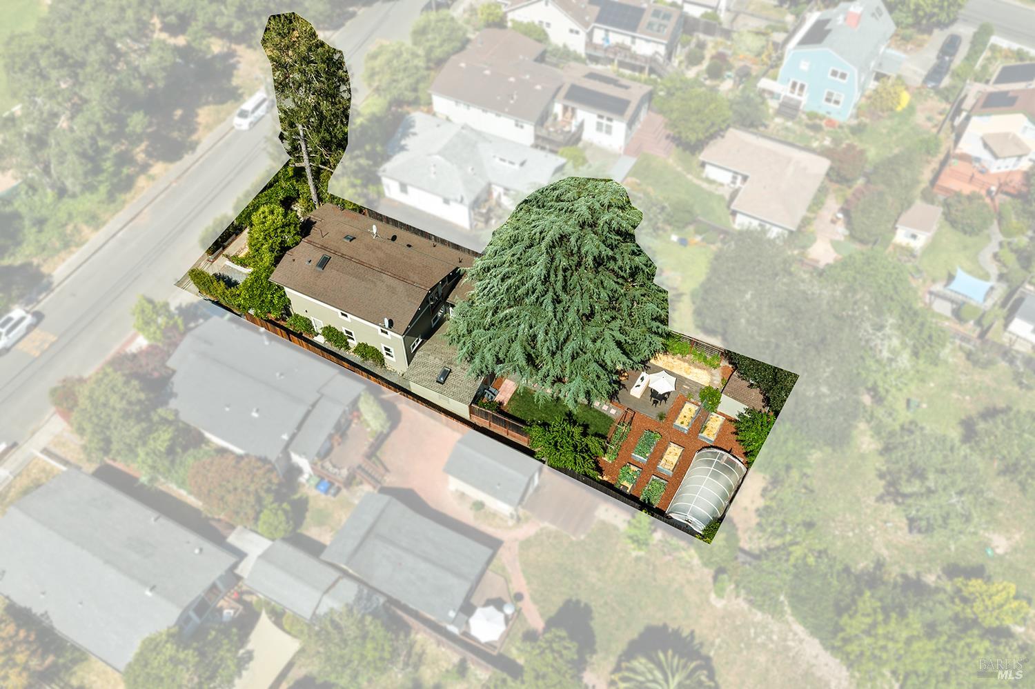 225 Dutton Avenue
