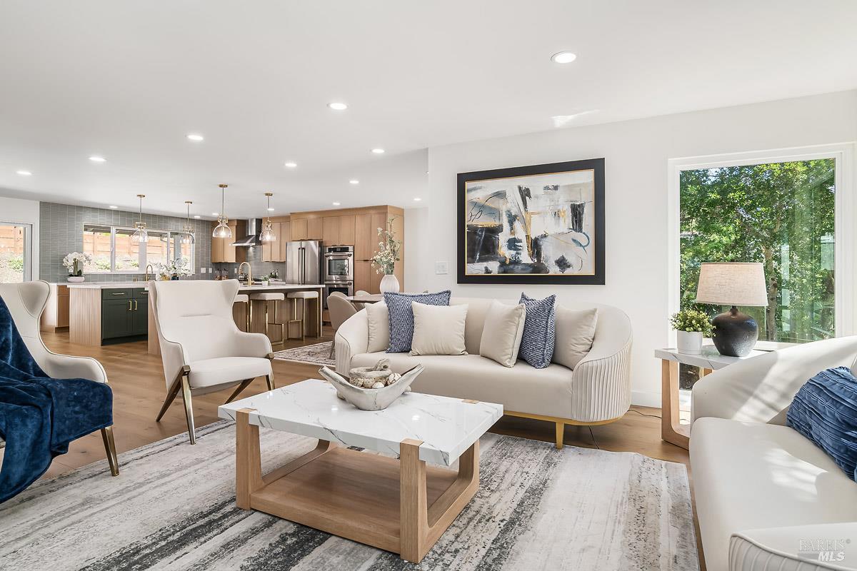 36 Capilano Drive