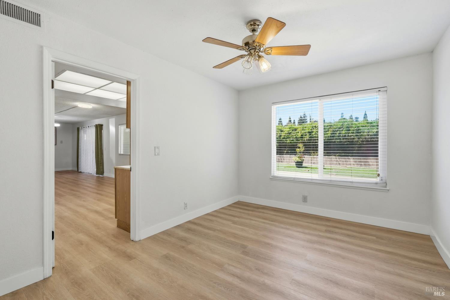 438 Royal Oaks Drive